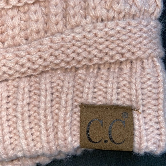CC Boutique Beanie - Picture 2 of 5